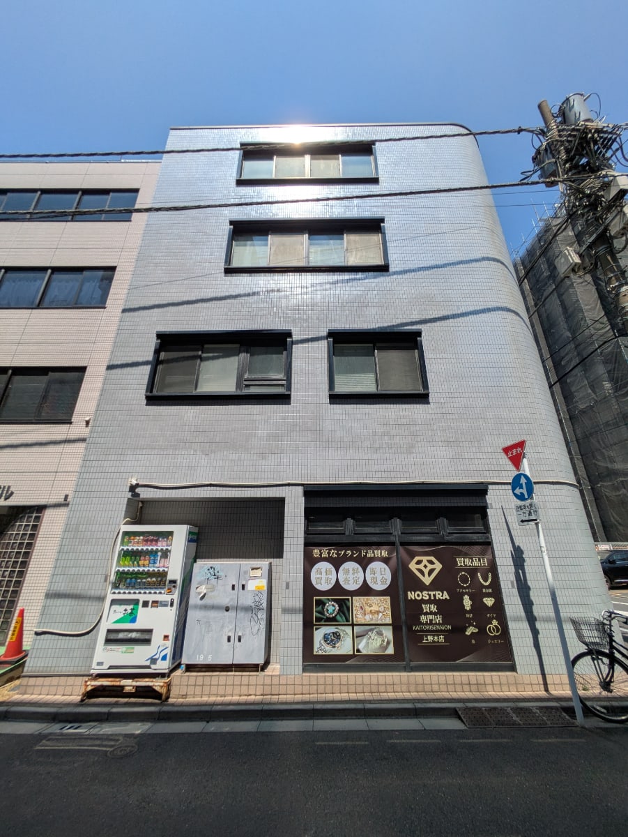 v20251010150708/fresh/building/J00100364933_1