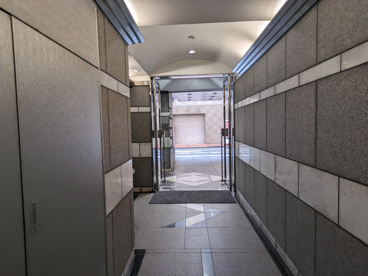 v20251010150708/fresh/building/J00100377675_14