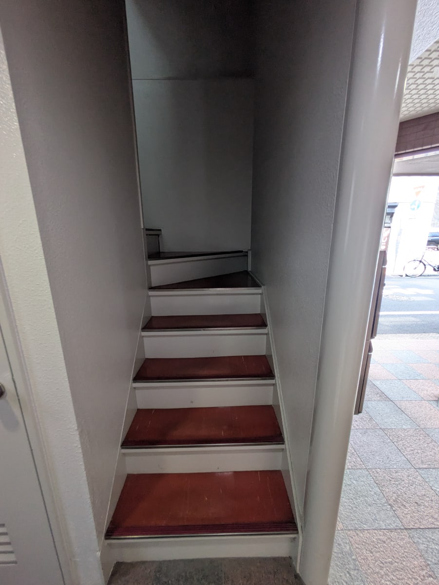 v20251010150708/fresh/building/J00100378889_13