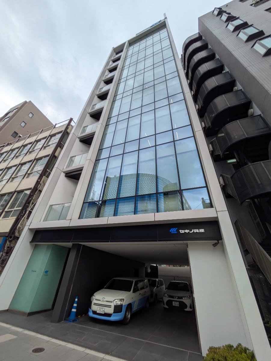 v20251010150708/fresh/building/J00100389695_10