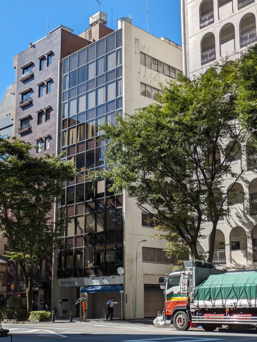 v20251010150708/fresh/building/J00100390676_19