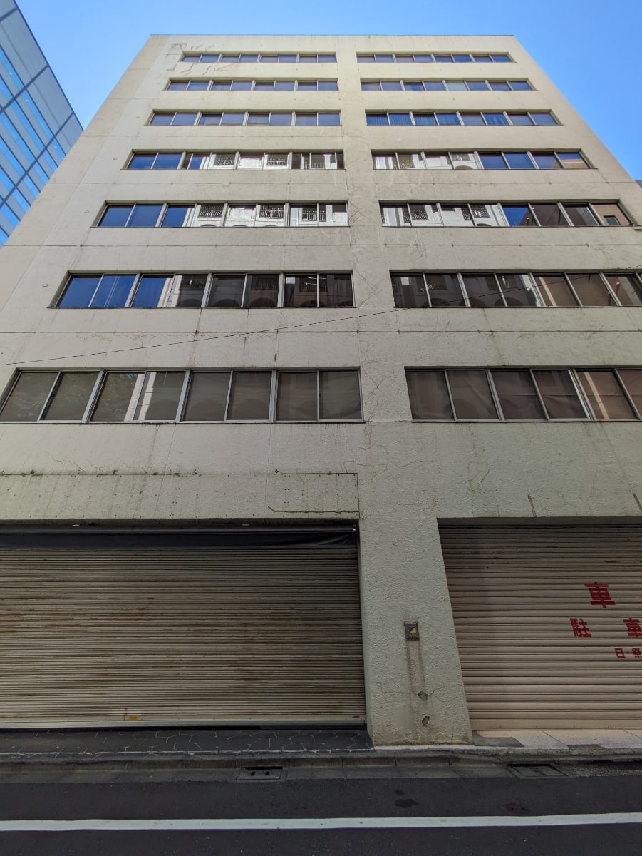 v20251010150708/fresh/building/J00100390676_20