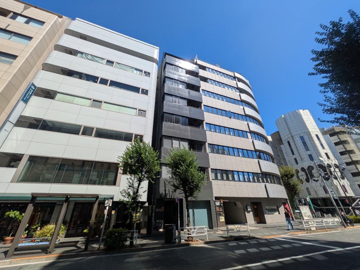 v20251010150708/fresh/building/J00100403098_6