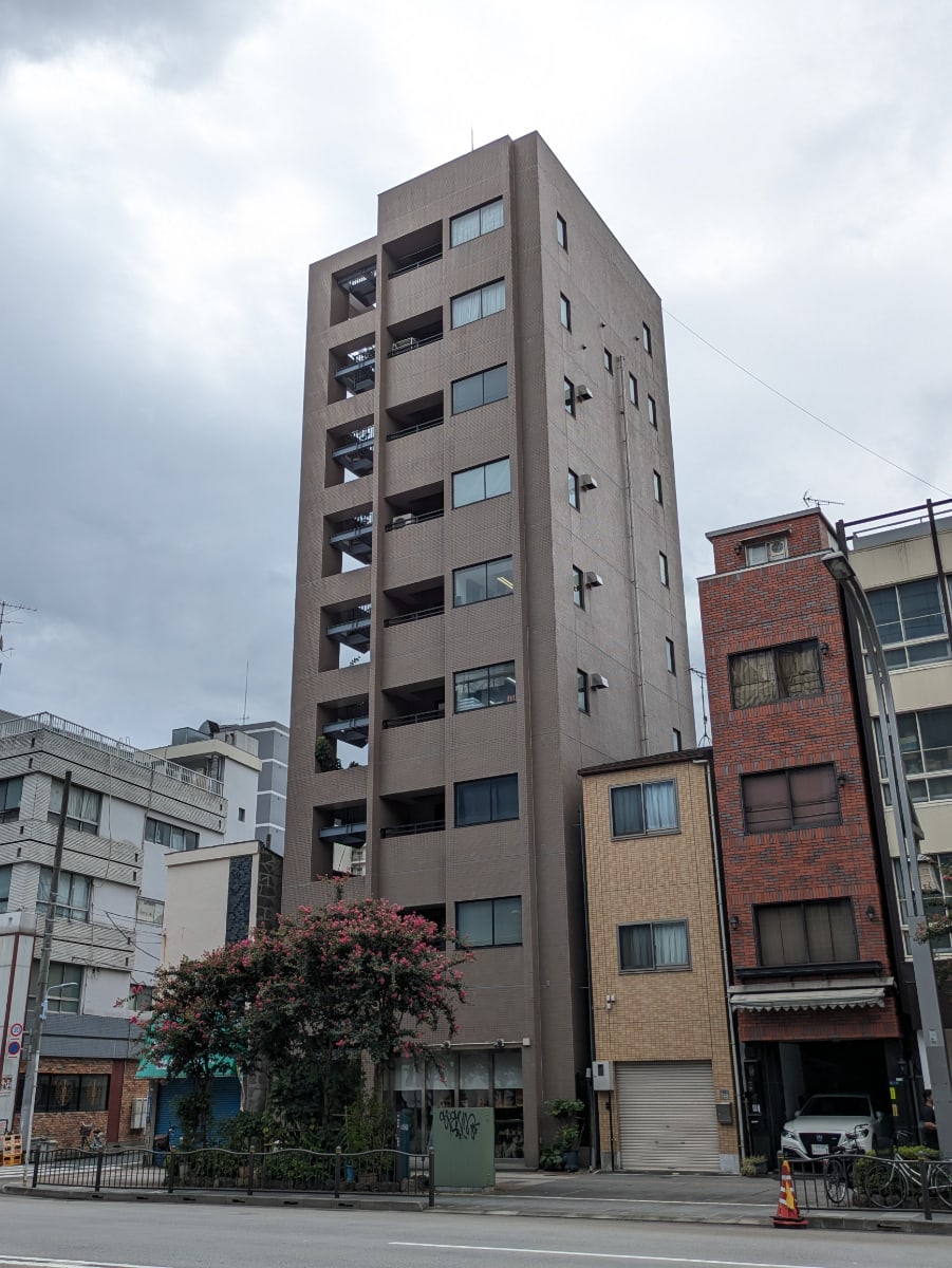 v20251010150708/fresh/building/J00100408119_8