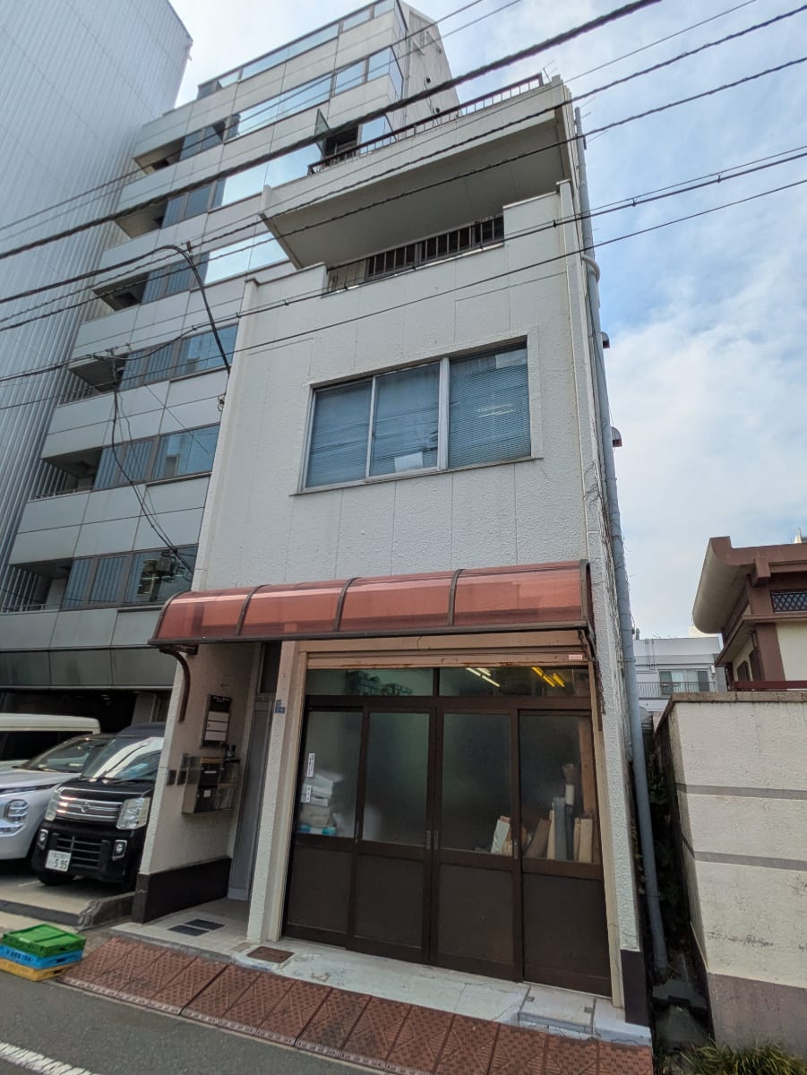 v20251010150708/fresh/building/J00100415693_6