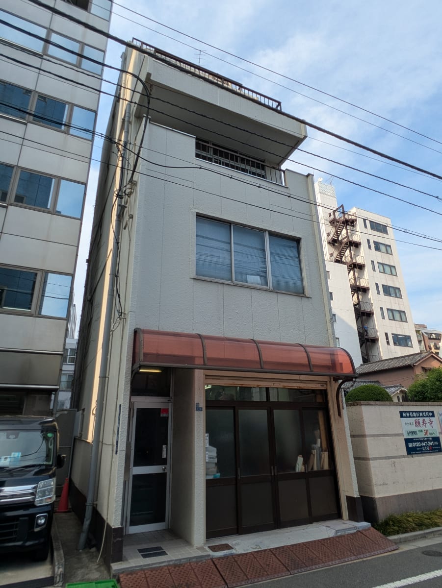 v20251010150708/fresh/building/J00100415693_7