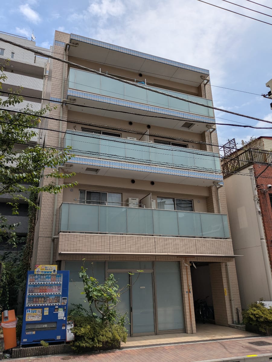 v20251010150708/fresh/building/J00100416063_6