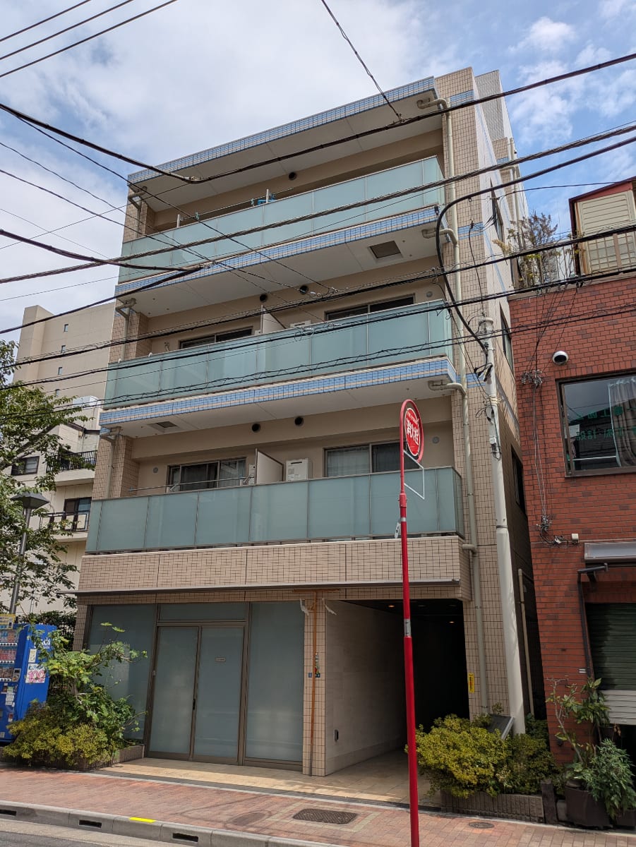 v20251010150708/fresh/building/J00100416063_8