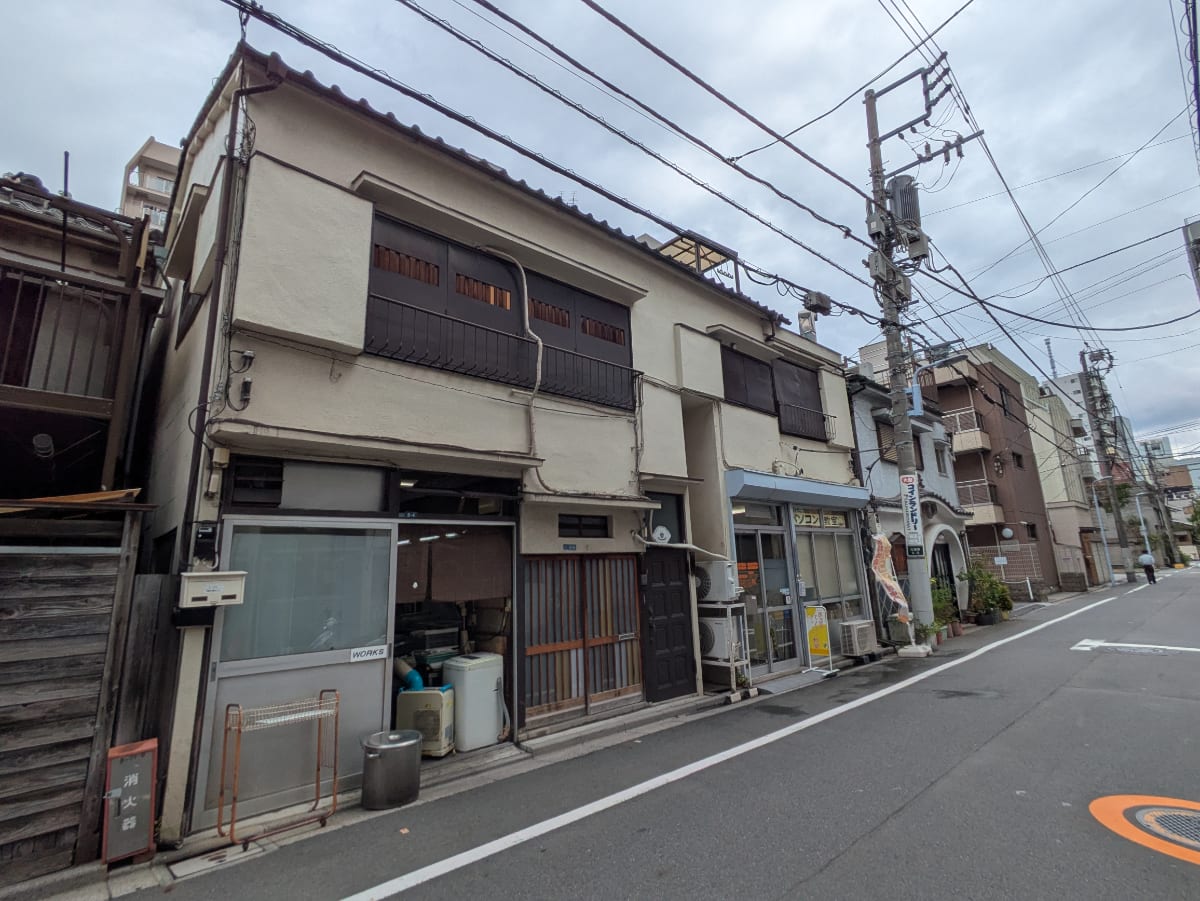 v20251010150708/fresh/building/J00100417639_6