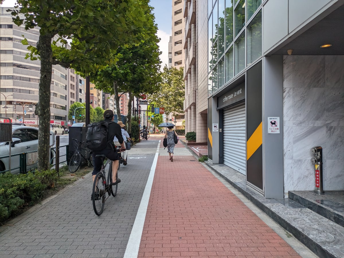 v20251010150708/fresh/building/J00100419551_13