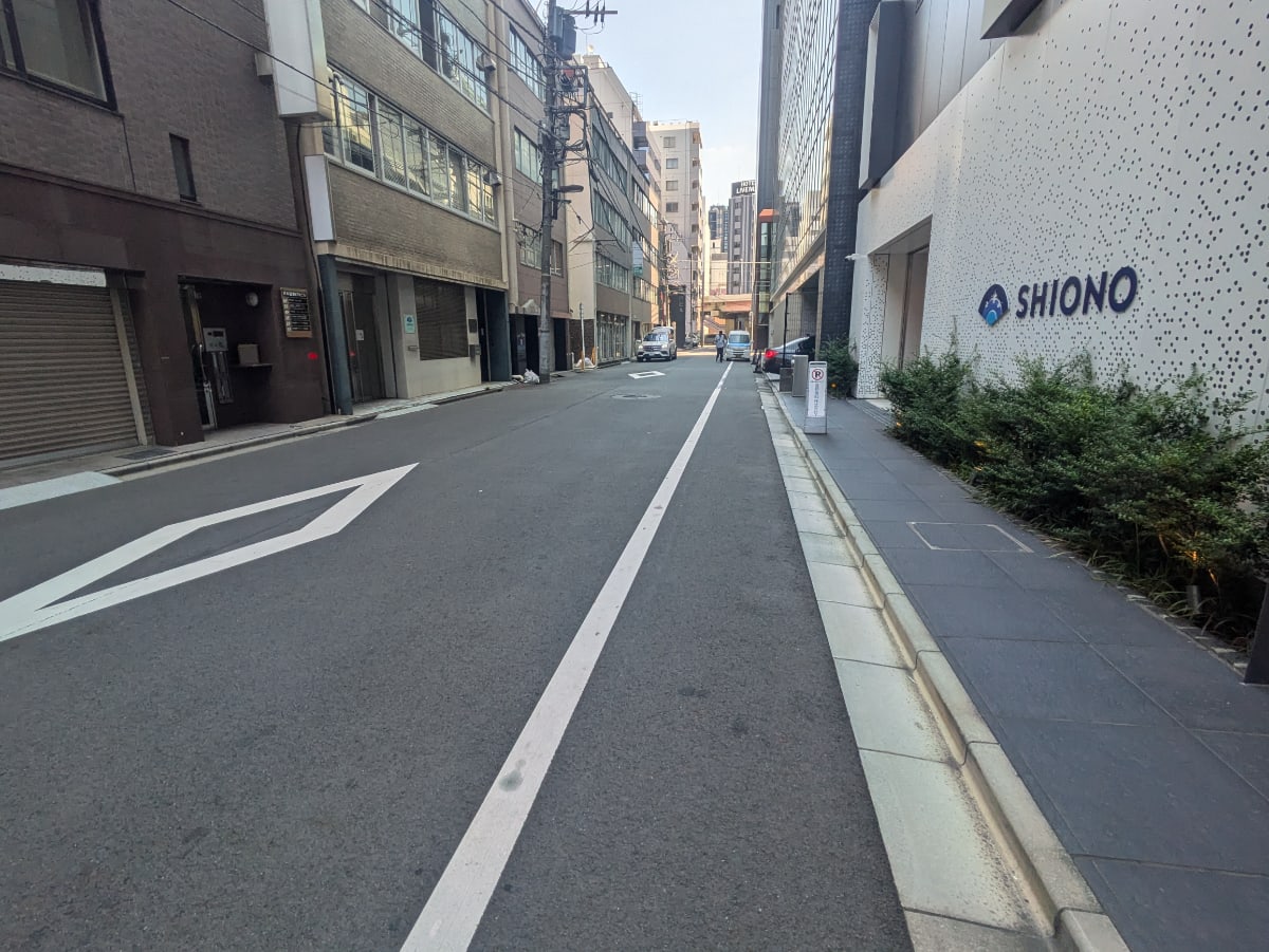 v20251010150708/fresh/building/J00100430617_2
