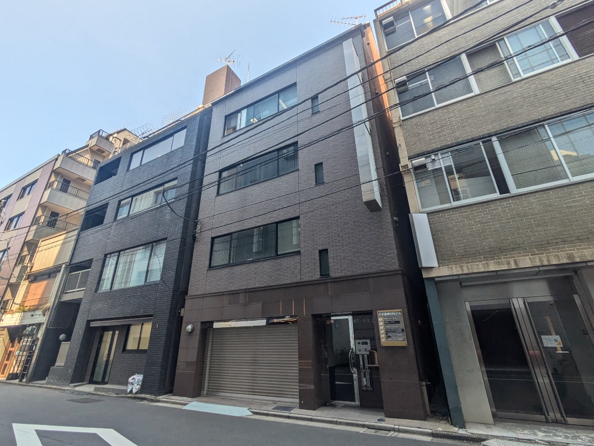 v20251010150708/fresh/building/J00100430617_6