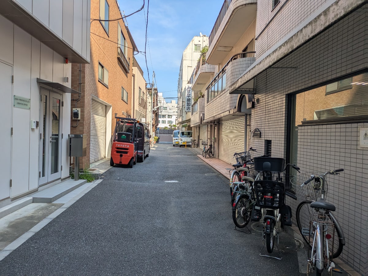 v20251010150708/fresh/building/J00100464583_13