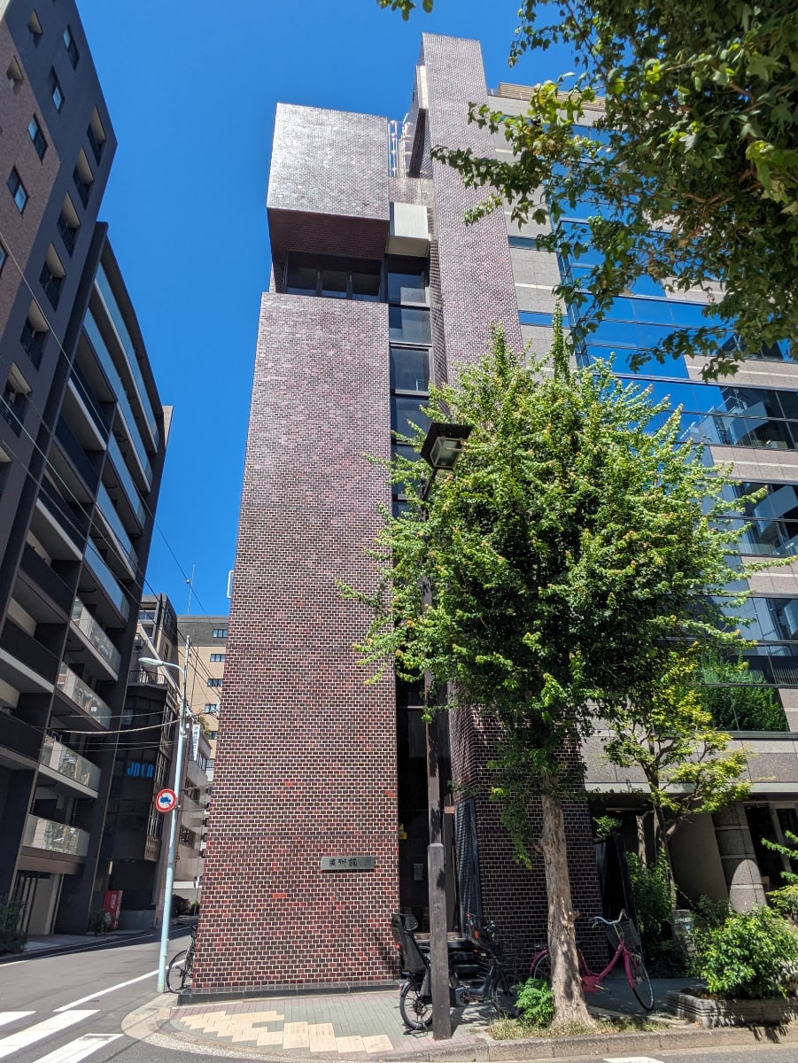 v20251010150708/fresh/building/J00100478116_1