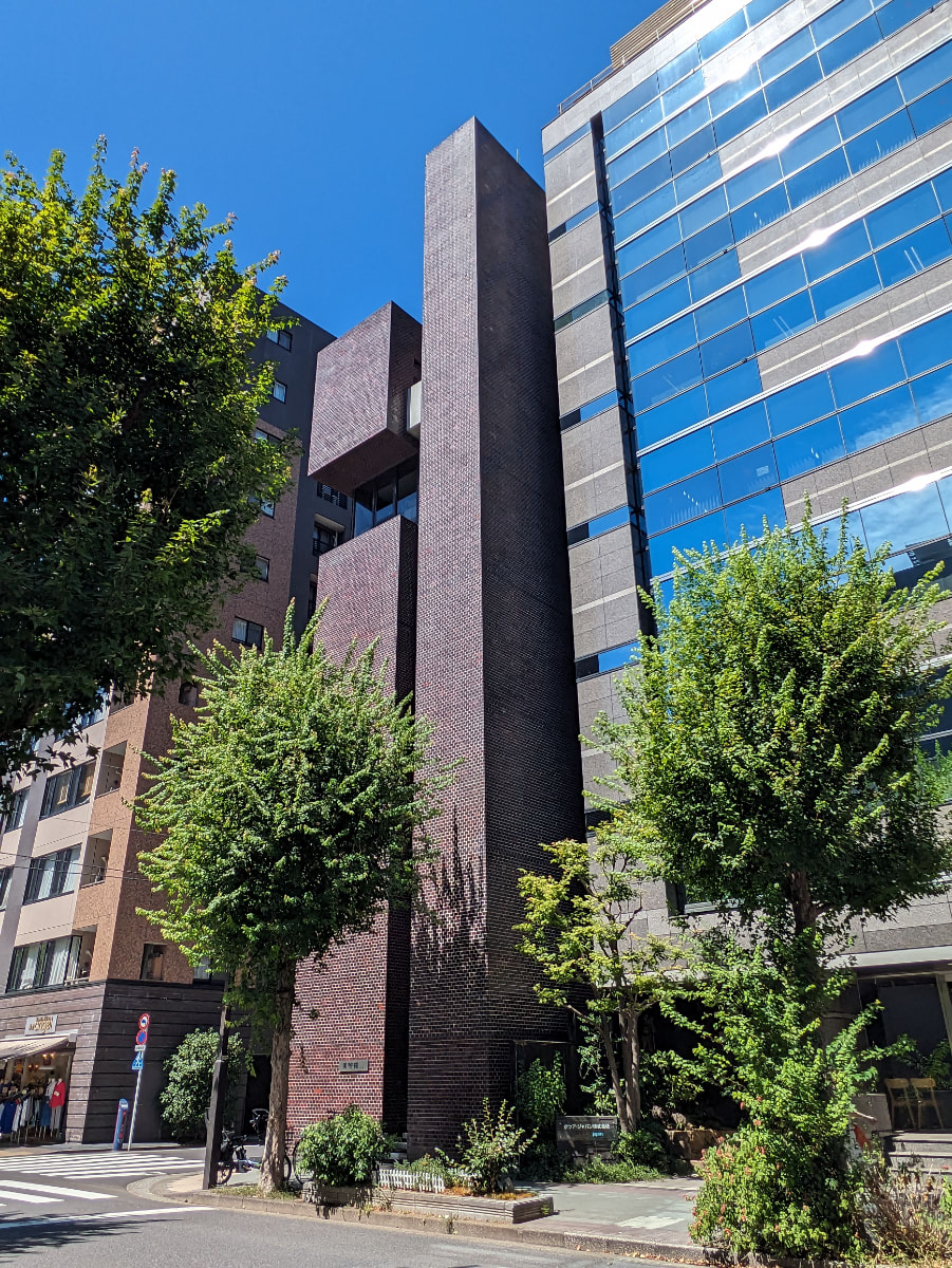 v20251010150708/fresh/building/J00100478116_6