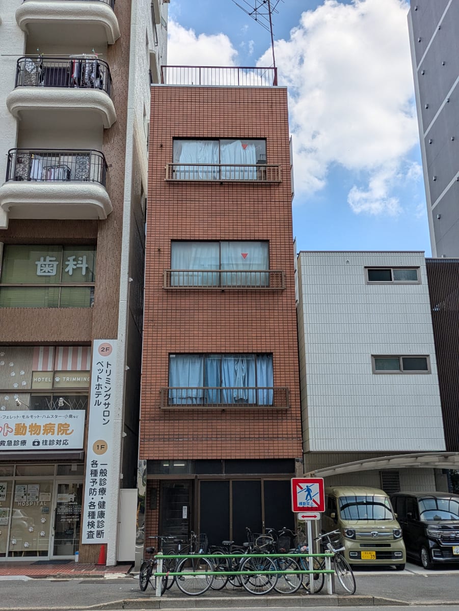 v20251010150708/fresh/building/J00100513050_1