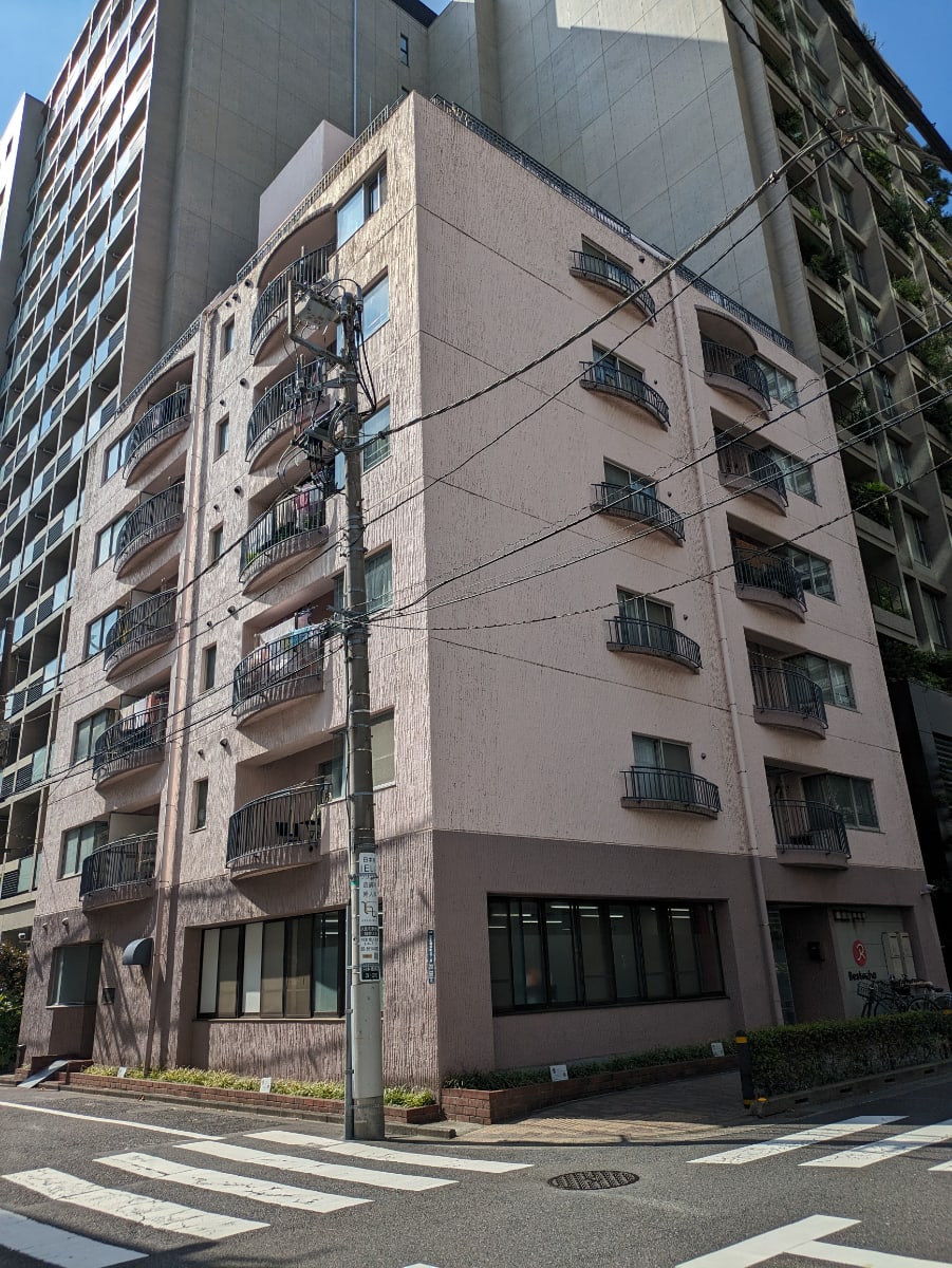 v20251011150701/fresh/building/J00100381849_6