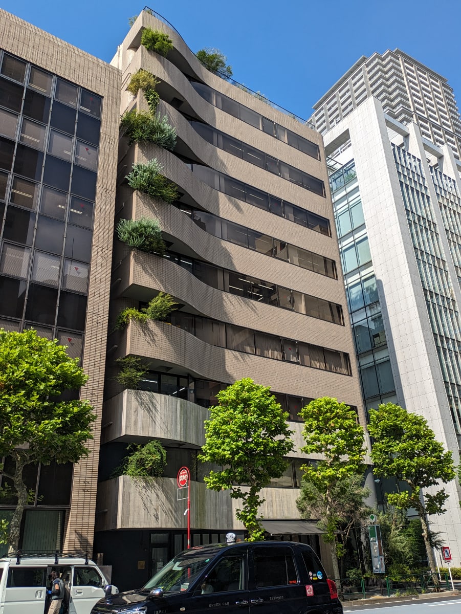 v20251011150701/fresh/building/J00100381853_5