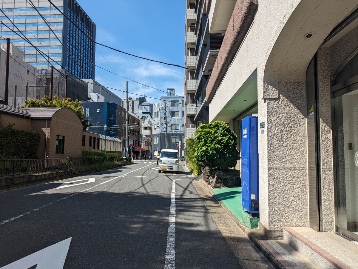 v20251011150701/fresh/building/J00100382140_9