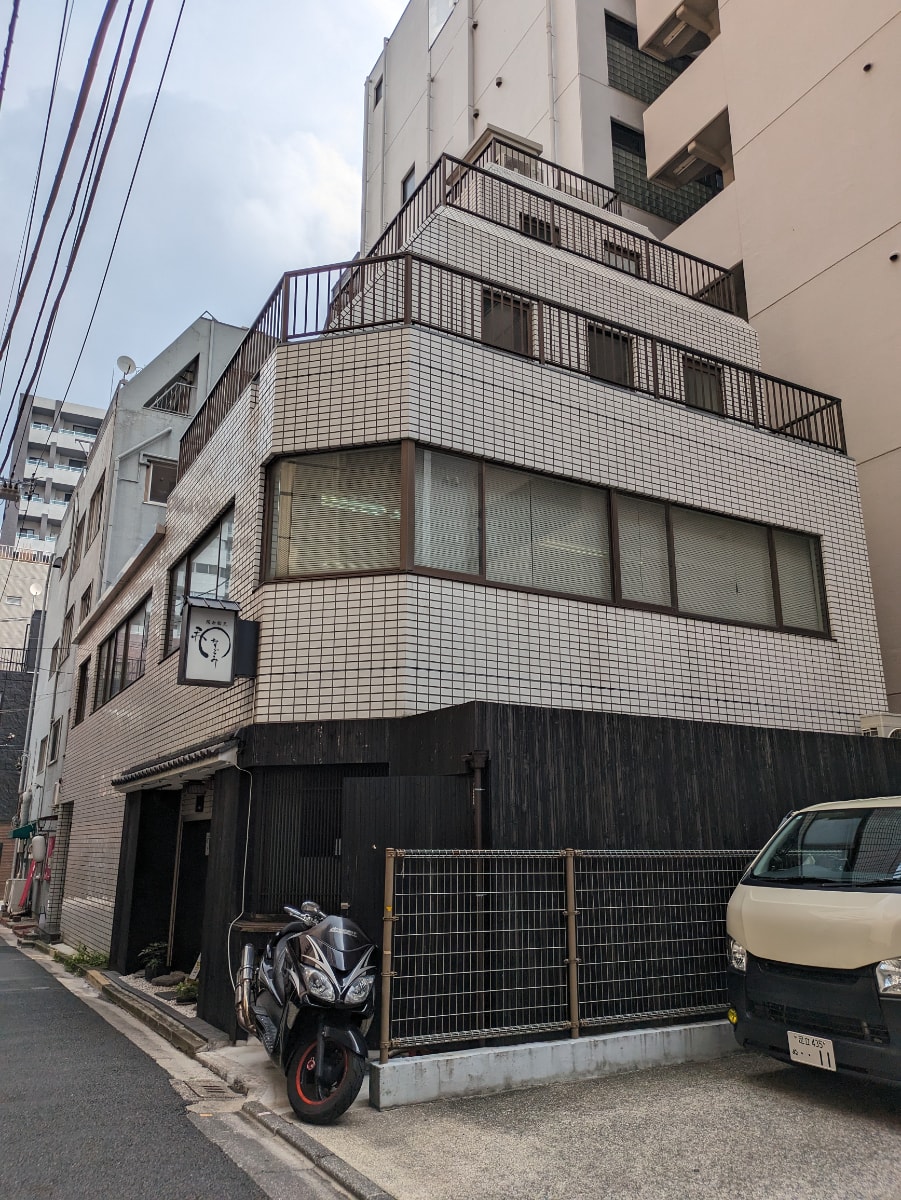 v20251011150701/fresh/building/J00100382176_1