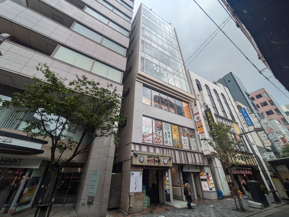 v20251011150701/fresh/building/J00100392706_5