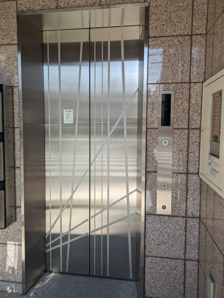 v20251011150701/fresh/building/J00100394223_4