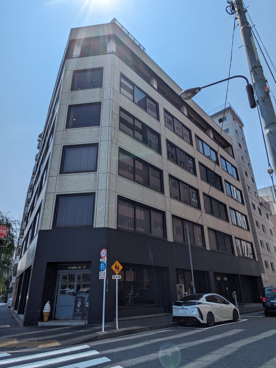 v20251011150701/fresh/building/J00100428758_1