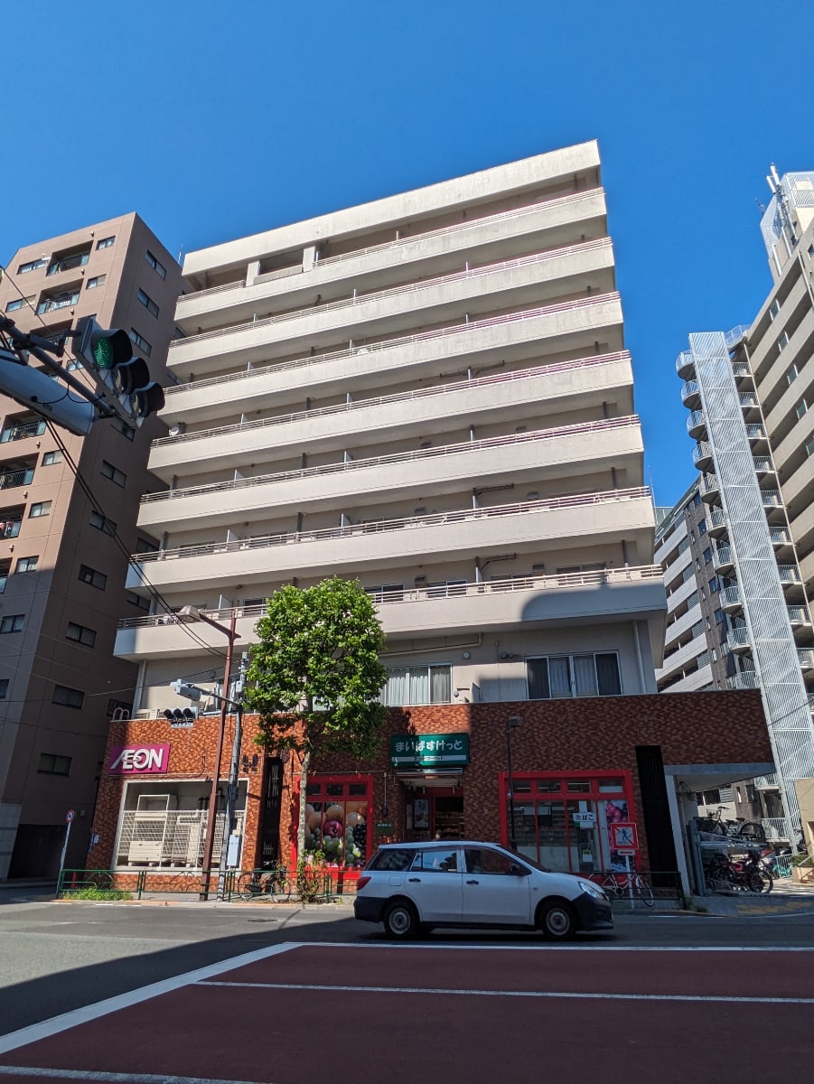 v20251011150702/fresh/building/J00100357296_5