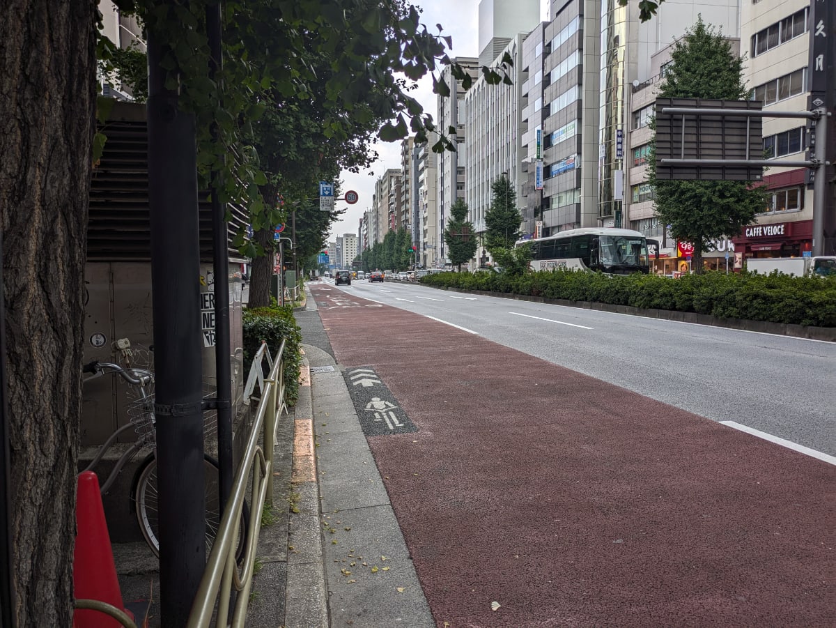 v20251011150702/fresh/building/J00100361263_2