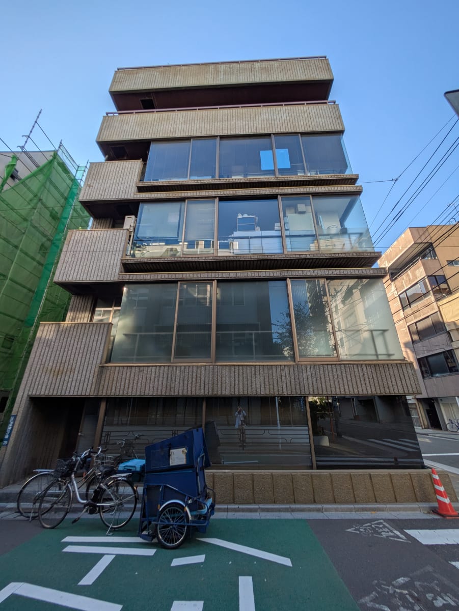 v20251011150702/fresh/building/J00100363118_1
