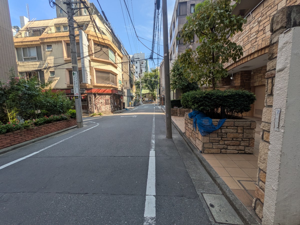 v20251011150702/fresh/building/J00100363580_20