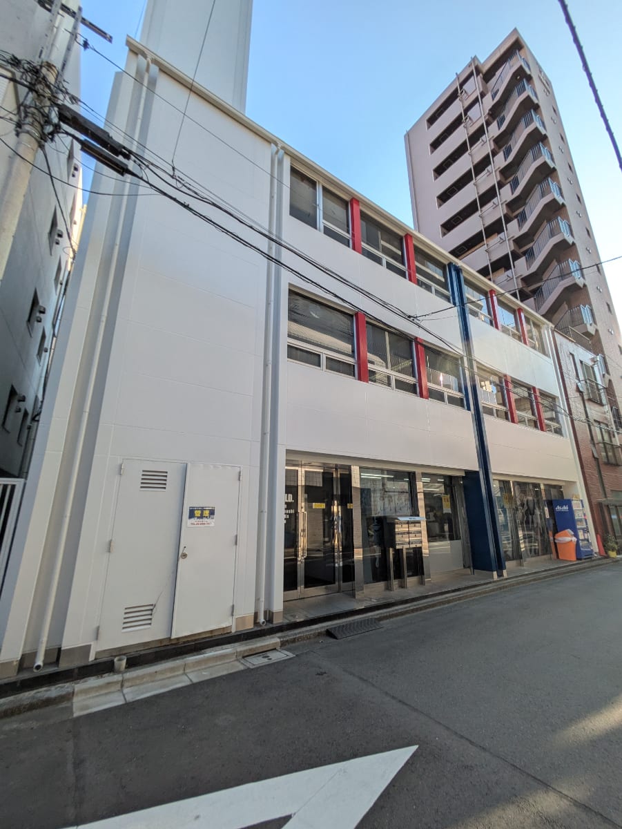 v20251011150702/fresh/building/J00100366483_8