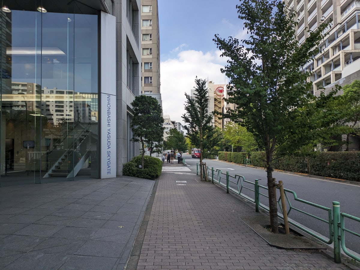 v20251011150702/fresh/building/J00100369408_13