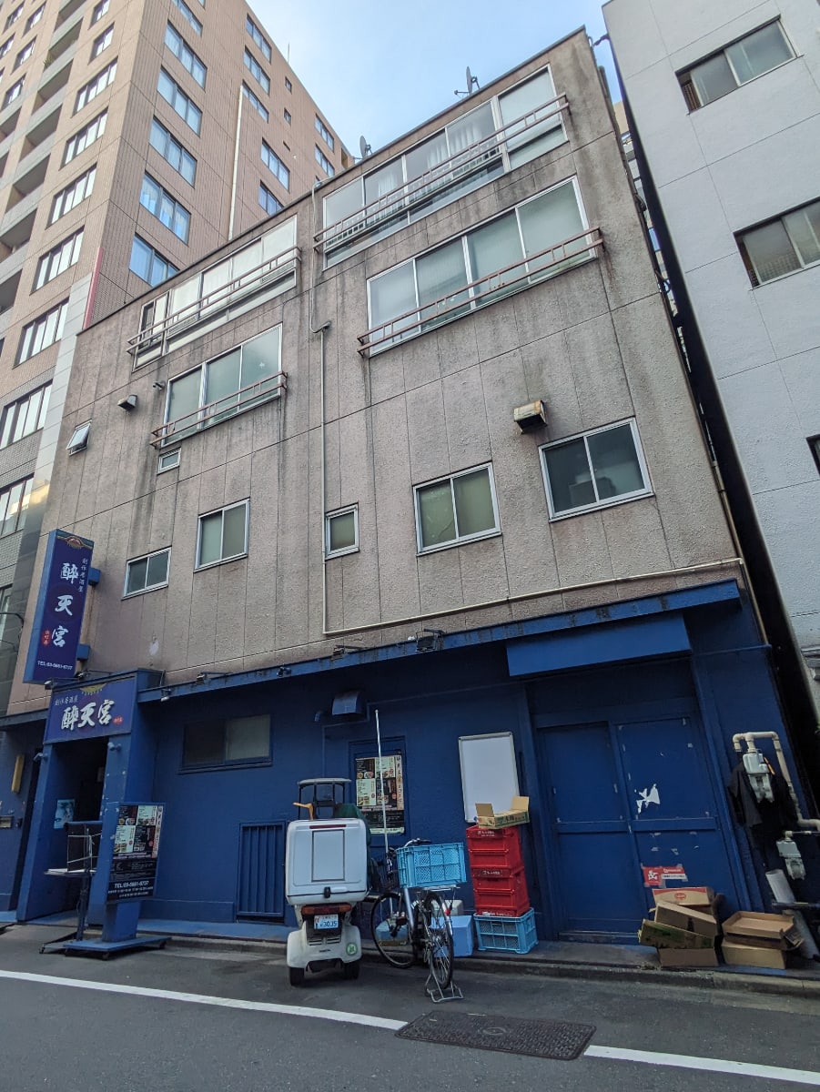v20251011150702/fresh/building/J00100370342_5