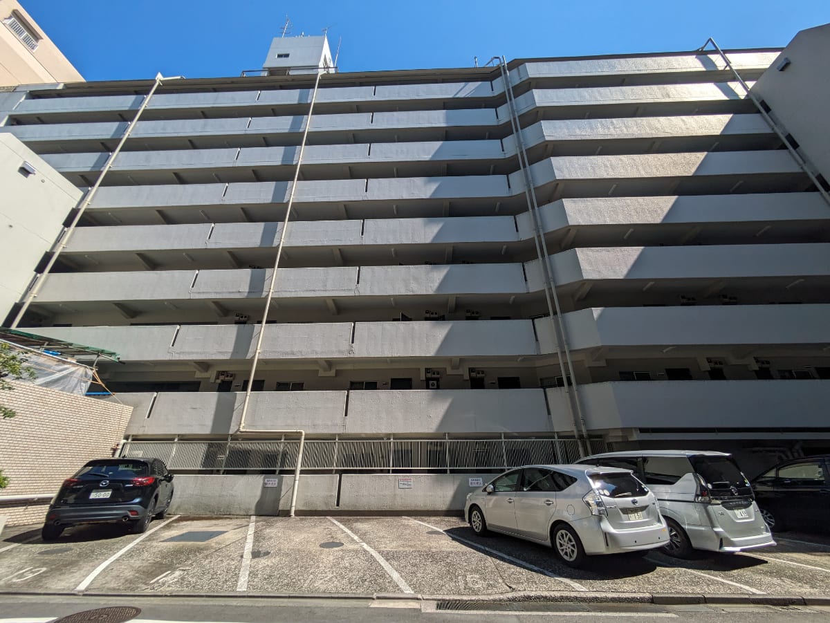 v20251011150702/fresh/building/J00100371322_7
