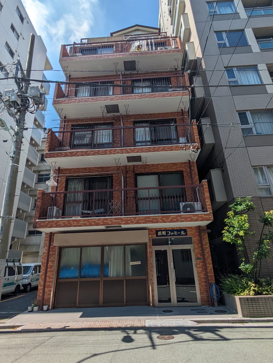 v20251011150702/fresh/building/J00100373630_1