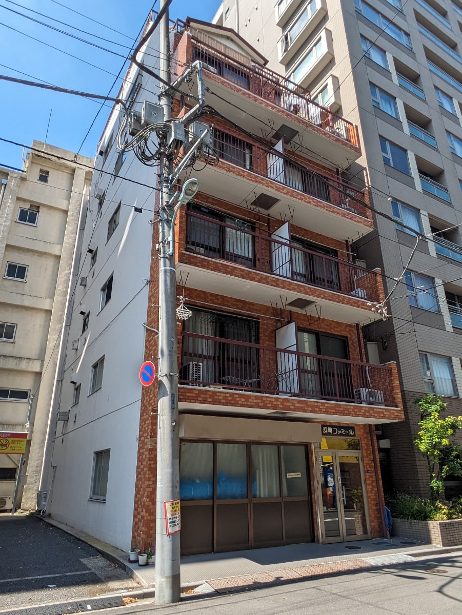 v20251011150702/fresh/building/J00100373630_6