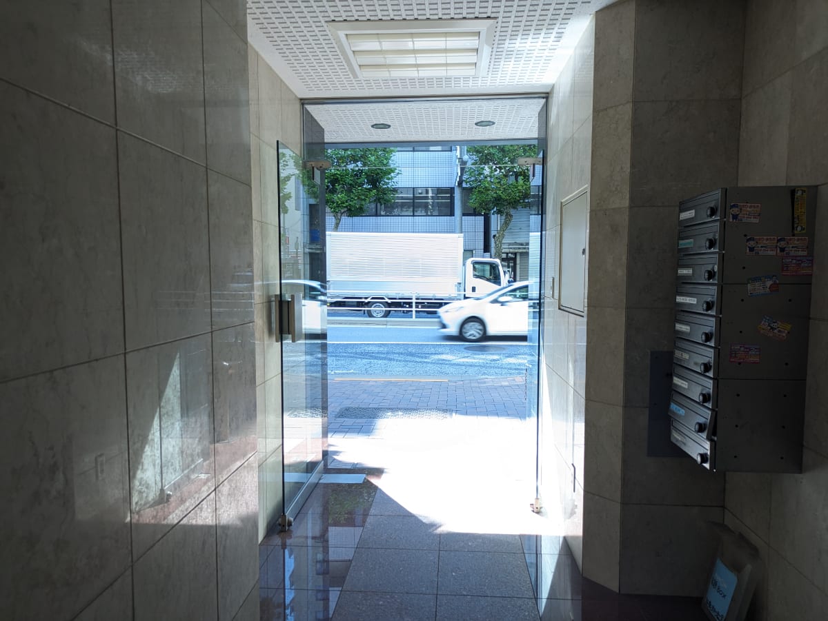 v20251011150702/fresh/building/J00100377529_10