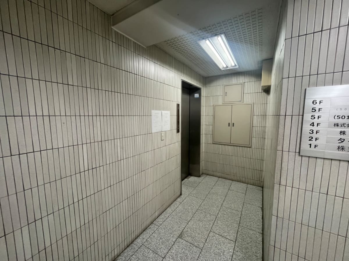 v20251011150702/fresh/building/J00100377650_4