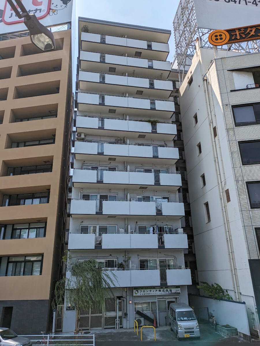 v20251011150702/fresh/building/J00100378417_1