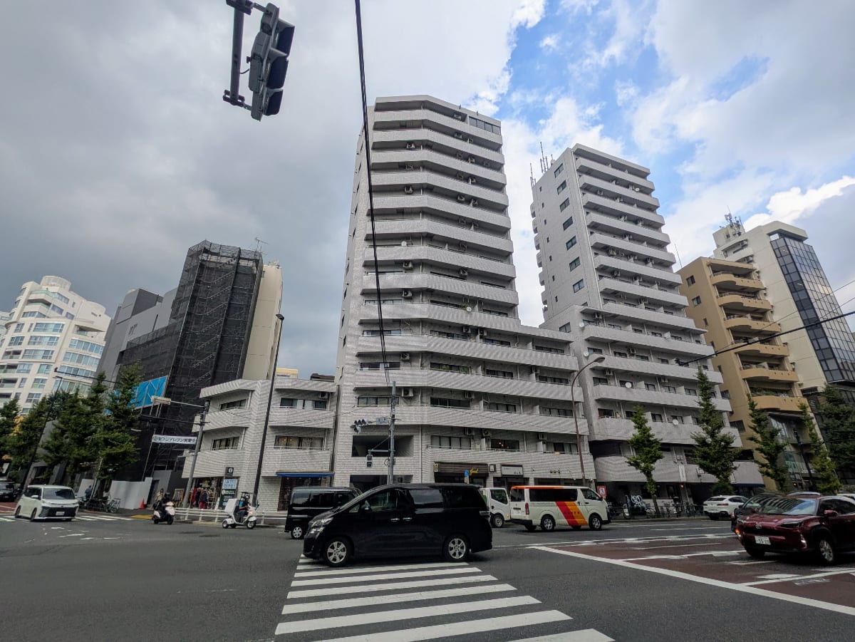 v20251011150702/fresh/building/J00100378875_5