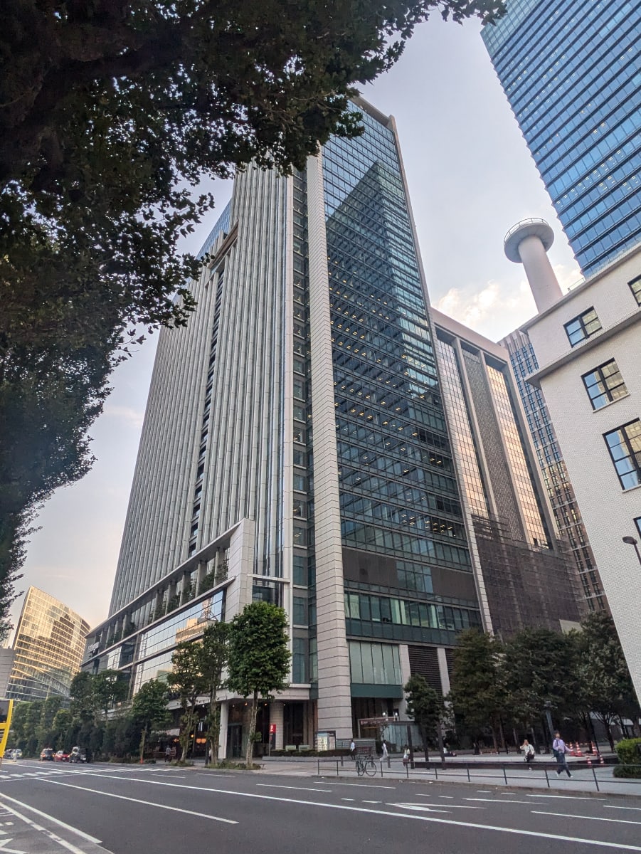 v20251011150702/fresh/building/J00100382037_6