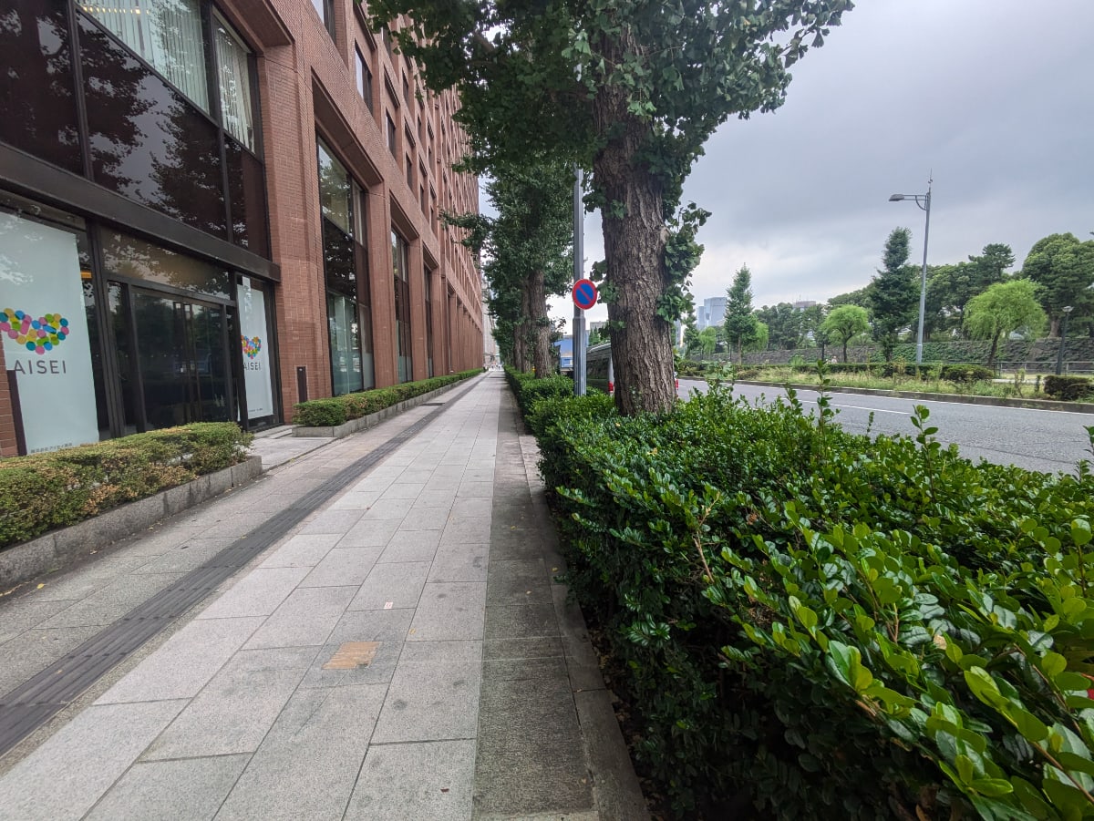 v20251011150702/fresh/building/J00100382139_14