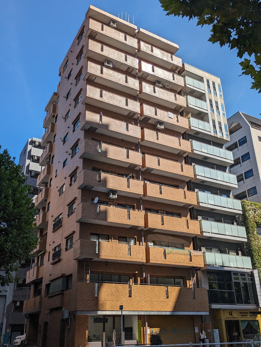 v20251011150702/fresh/building/J00100382145_5