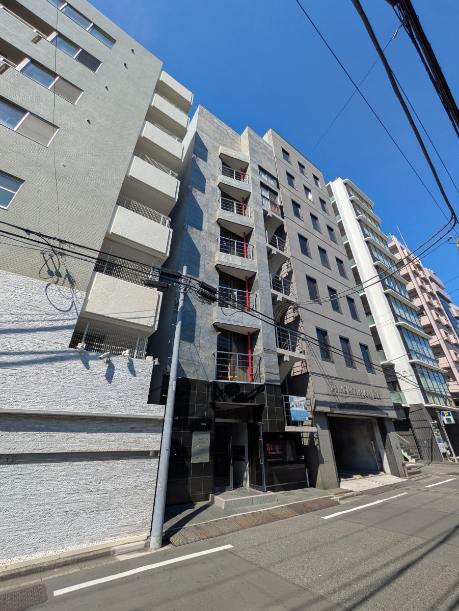 v20251011150702/fresh/building/J00100387807_7