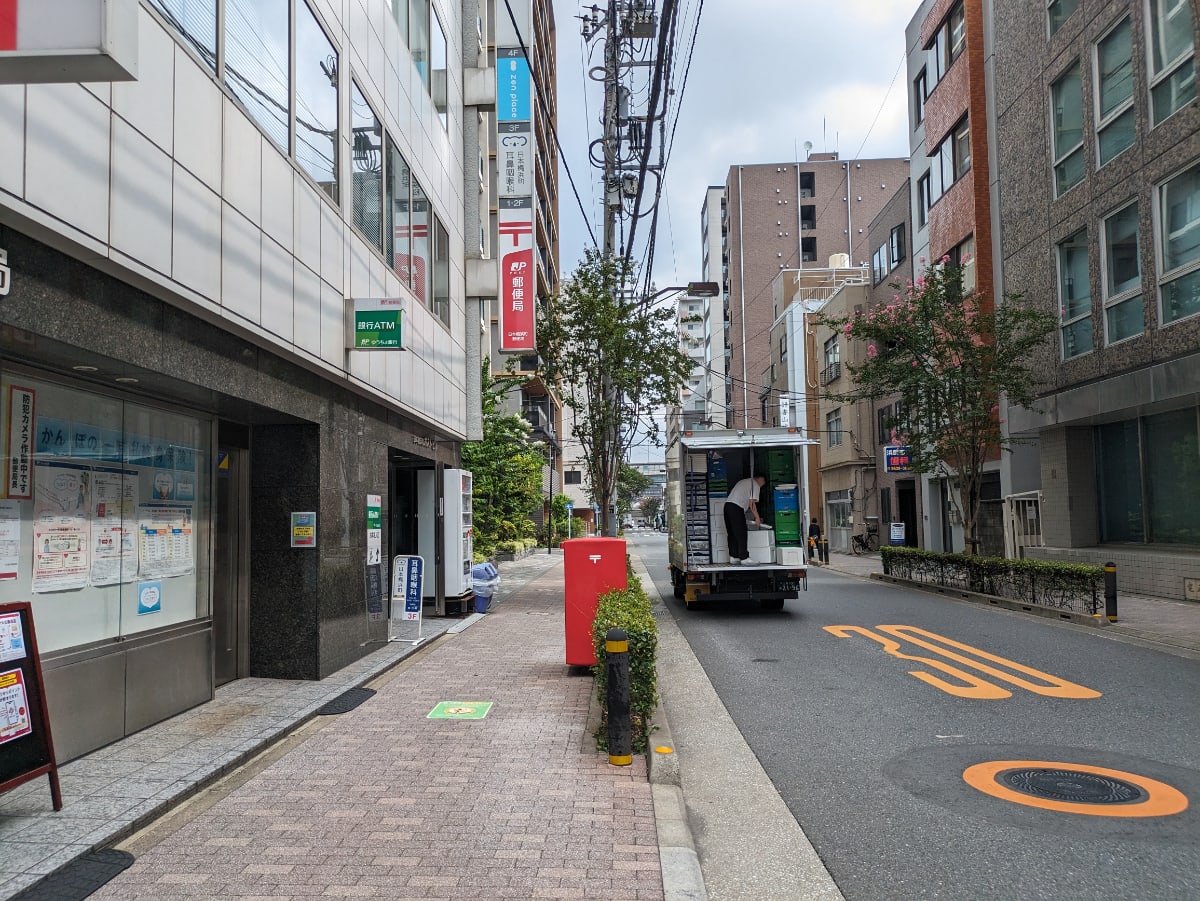 v20251011150702/fresh/building/J00100389555_13