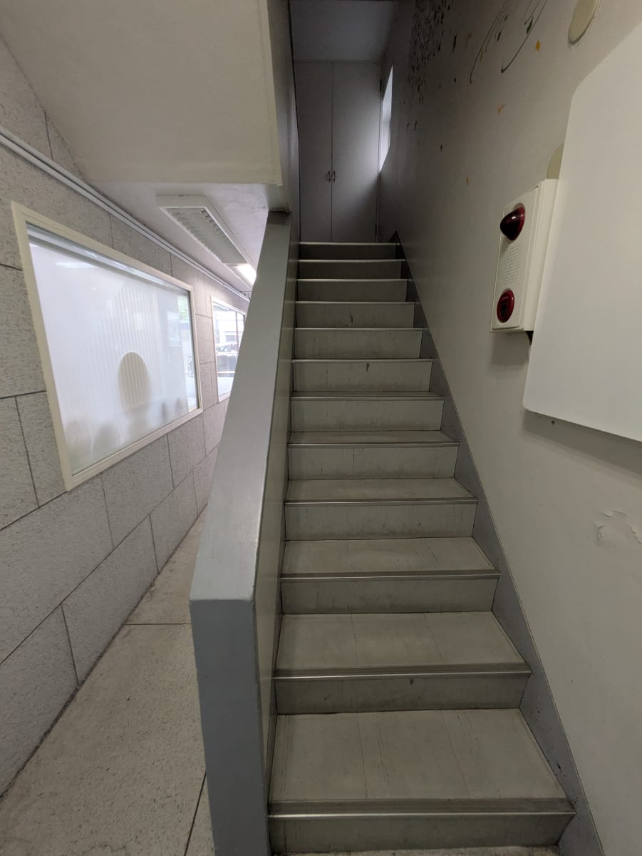 v20251011150702/fresh/building/J00100393475_12