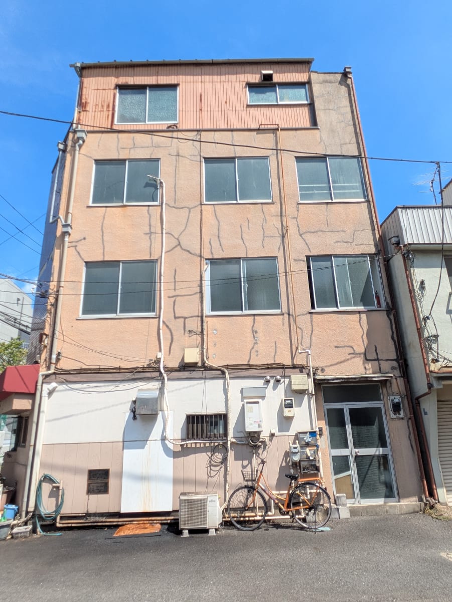 v20251011150702/fresh/building/J00100407490_6