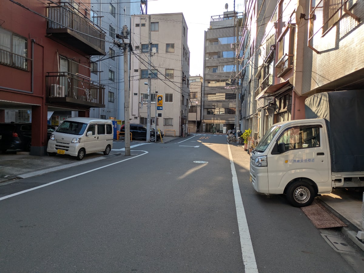 v20251011150702/fresh/building/J00100409067_15
