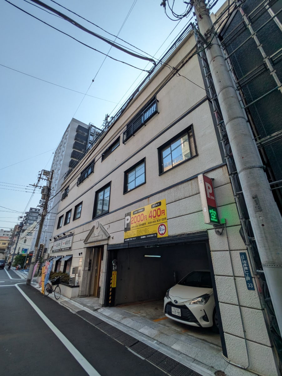 v20251011150702/fresh/building/J00100418255_5